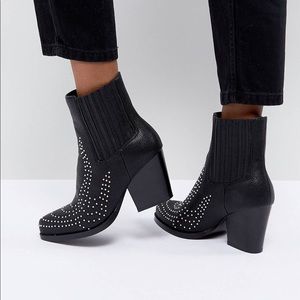 PRETTY LITTLE THING Studded Western Ankle Boot